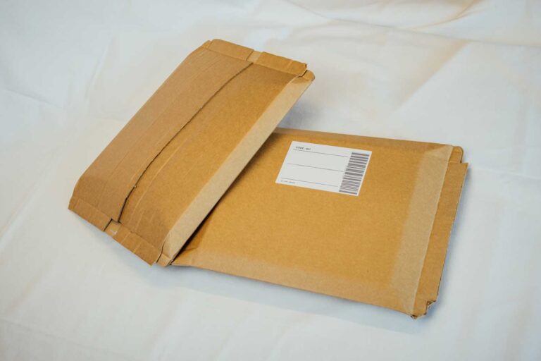 VARO E-com Packer Ekologiczne pakowanie przesyłek